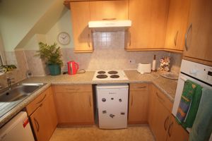 KITCHEN- click for photo gallery